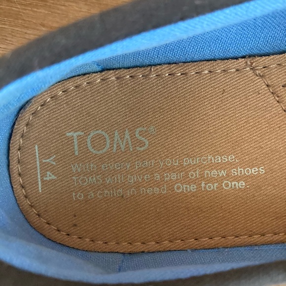 Kids Floral Toms - Picture 4 of 4